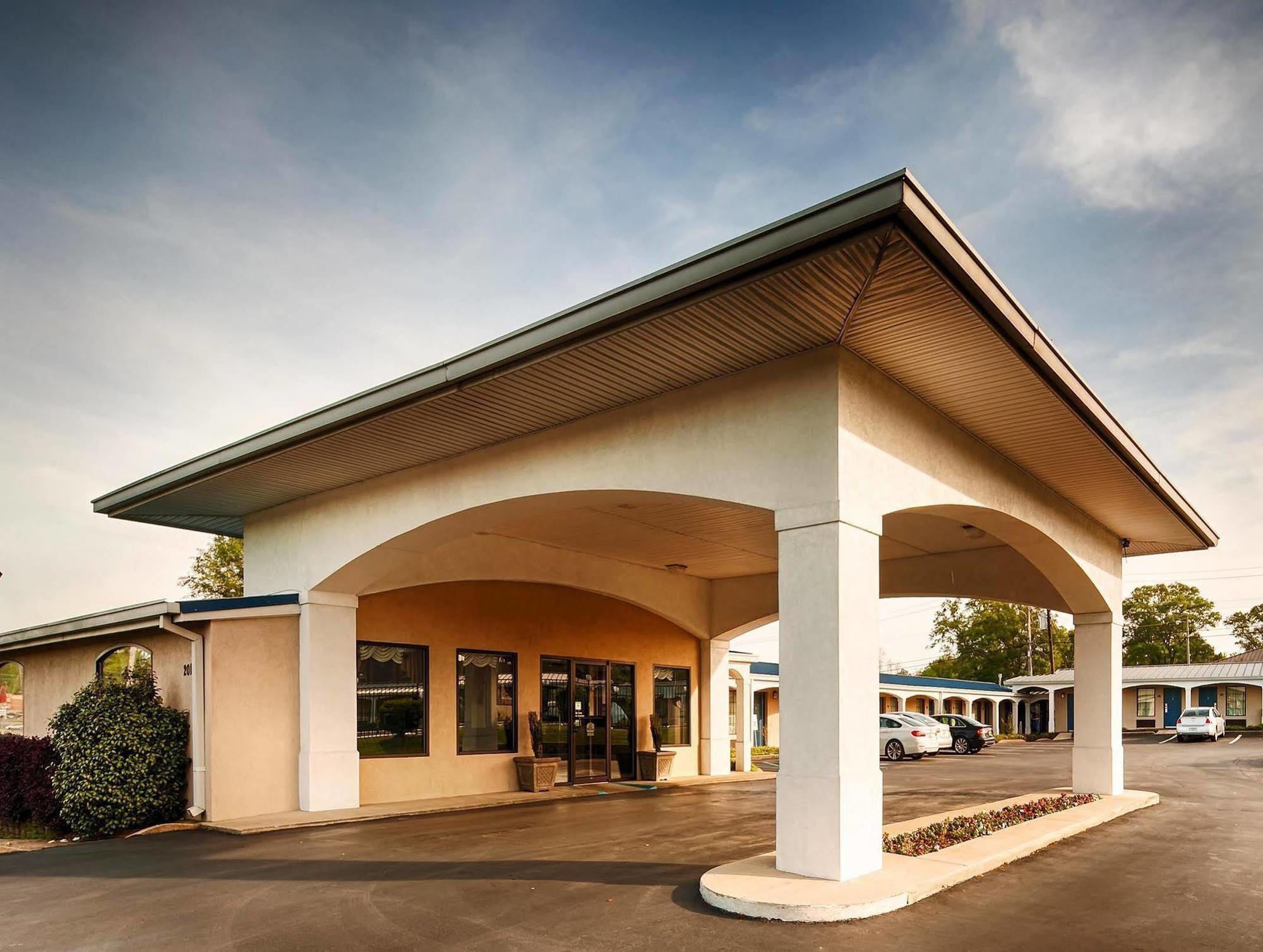 Best Western Catalina Inn Tuscaloosa Exterior photo