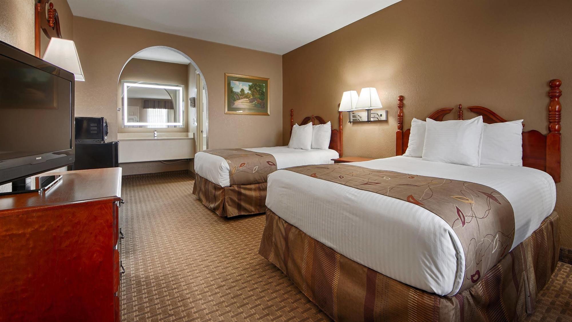 Best Western Catalina Inn Tuscaloosa Exterior photo