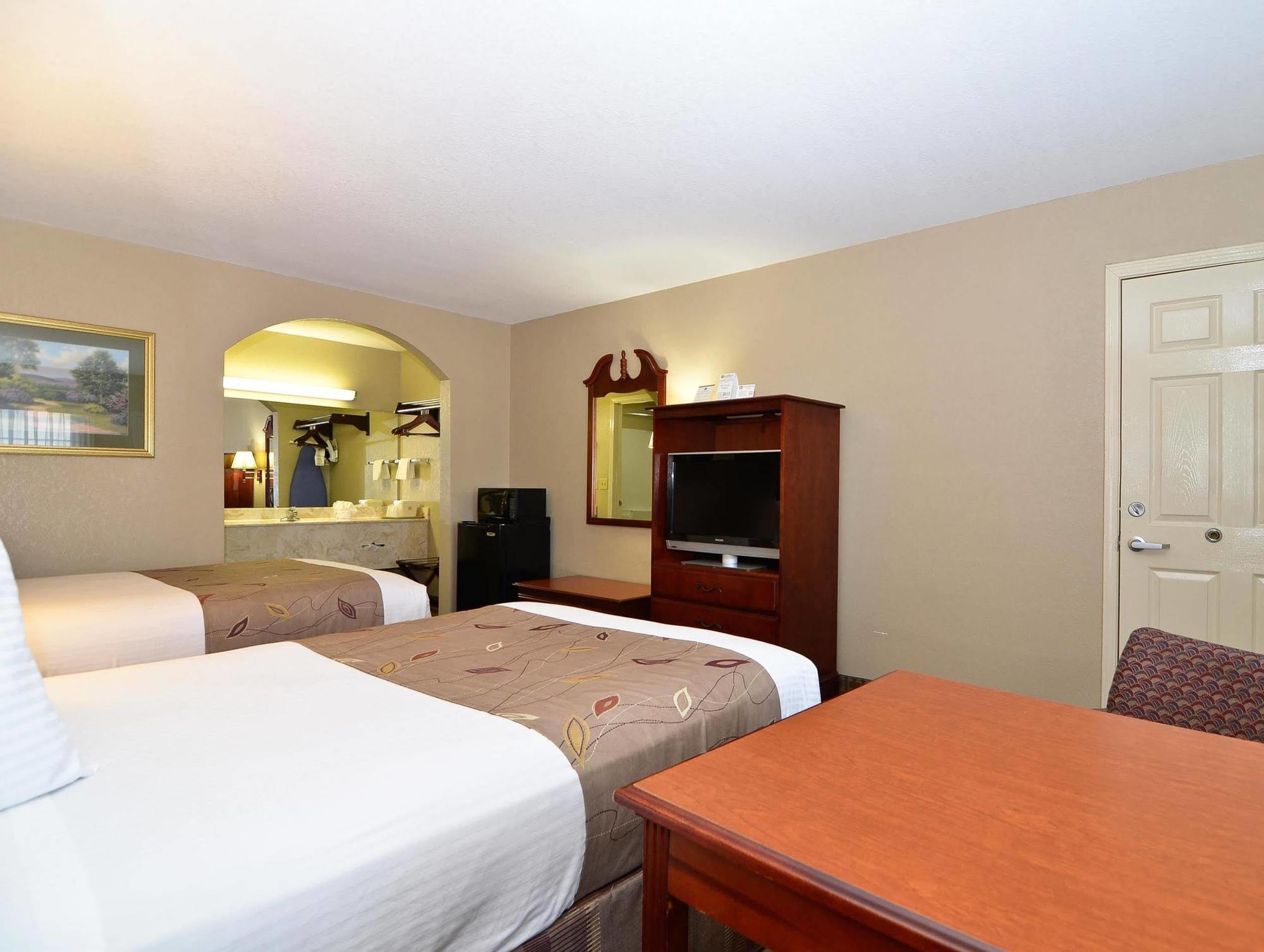Best Western Catalina Inn Tuscaloosa Exterior photo